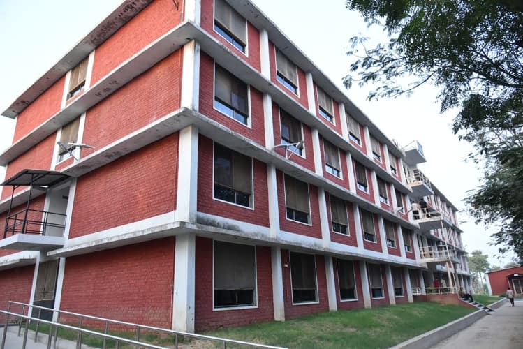 Rai University Ahmedabad Hostel photo 1