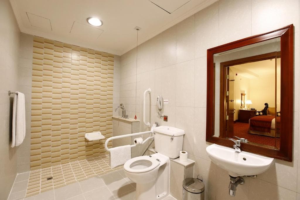 Emversity School of International Hospitality,Dehradun Sunday Hotel Holiday International Dubai photo 20