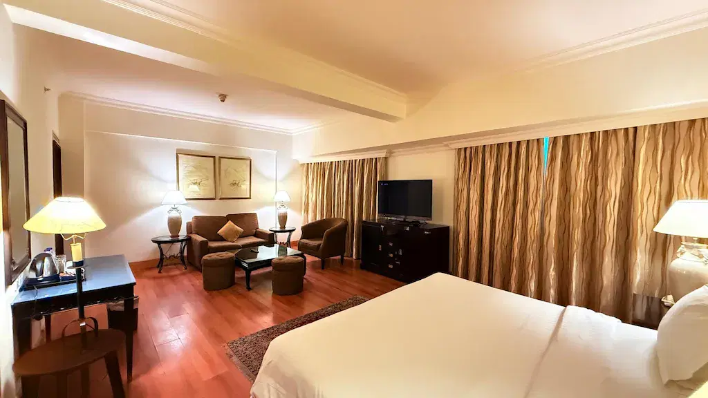 Emversity School of International Hospitality,Dehradun Sunday Suites Excelsior Hotel Deira photo 8