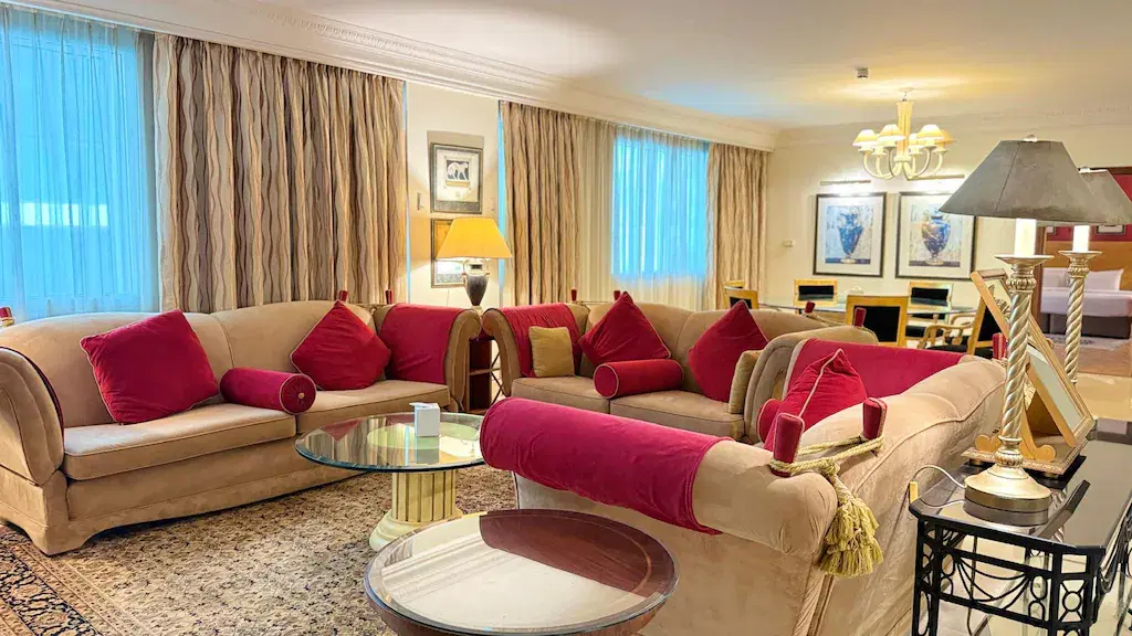 Emversity School of International Hospitality,Dehradun Sunday Suites Excelsior Hotel Deira photo 12