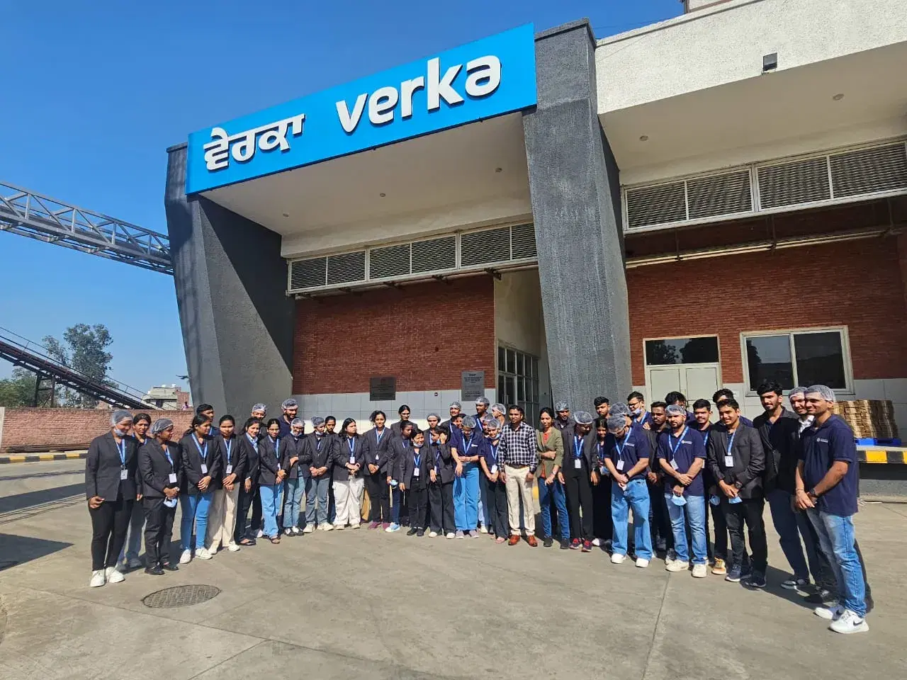 SASMIRA's Business School Mumbai International  And Domestic Visit photo 17