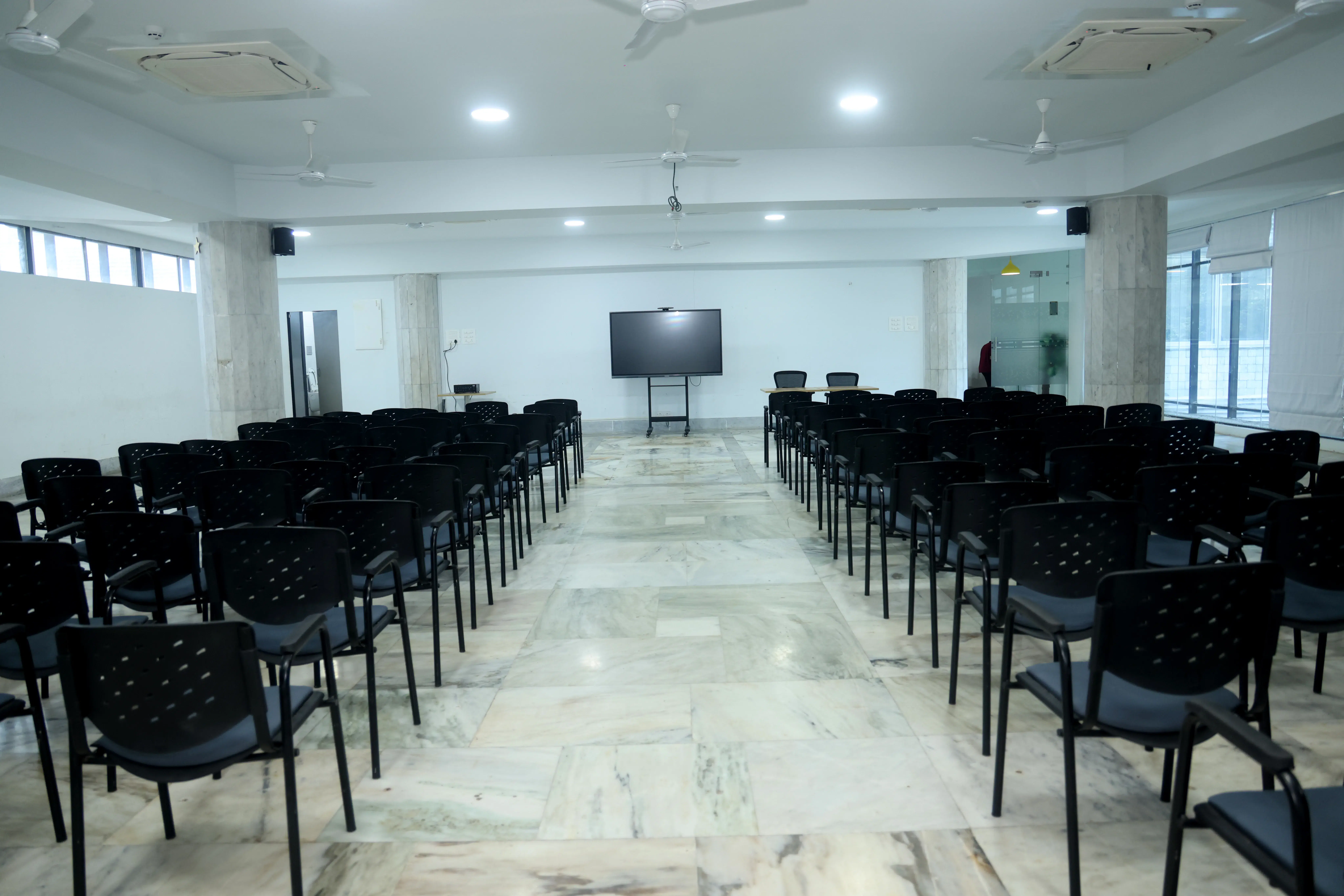 SASMIRA's Business School Mumbai Campus photo 8