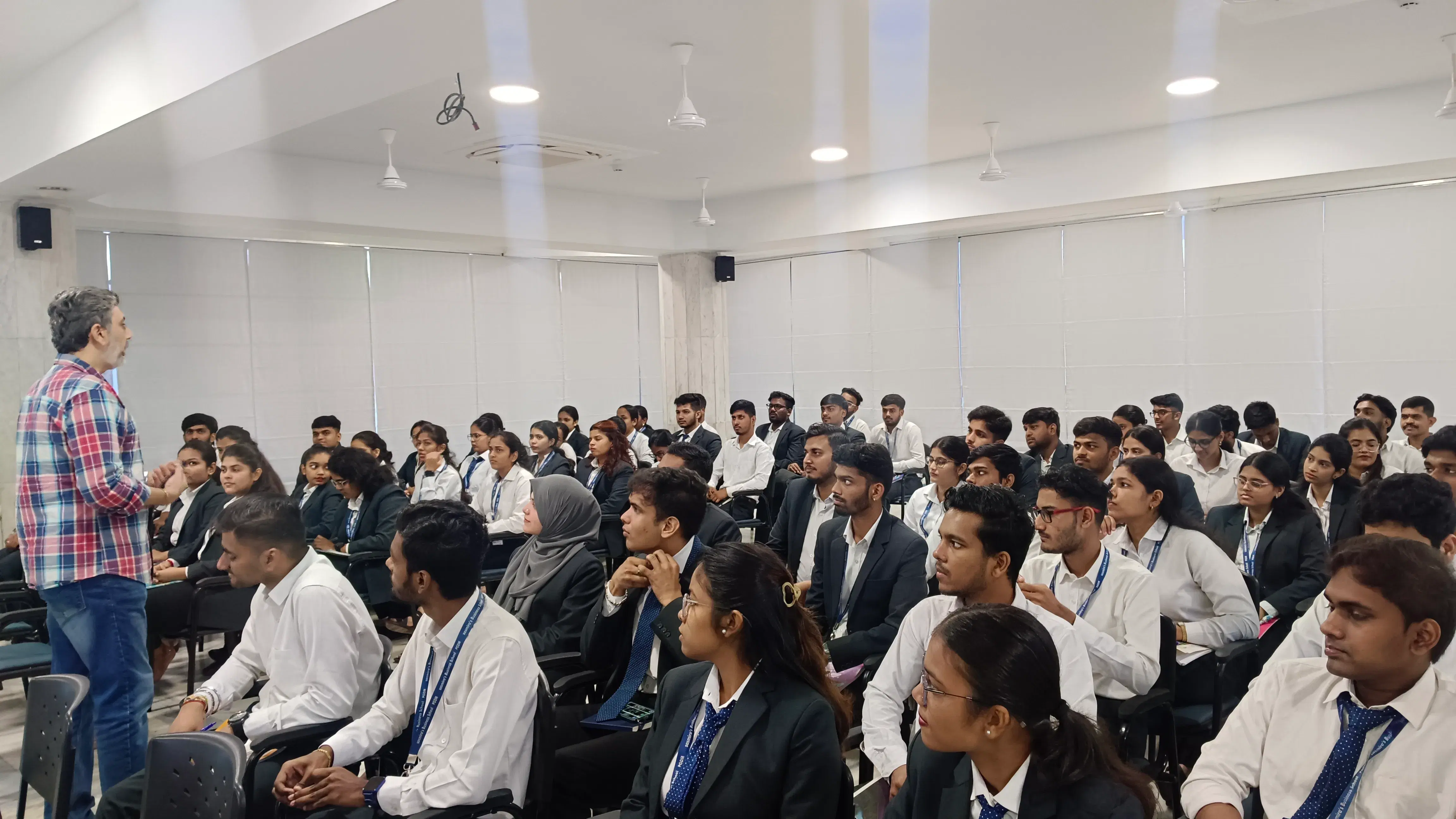 SASMIRA's Business School Mumbai Placement Training with Expert photo 5