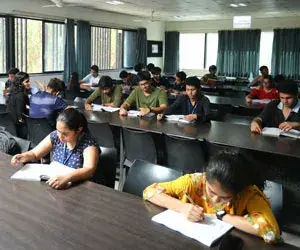 Universal Skilltech University Powered by Emversity College Infrastructure photo 2