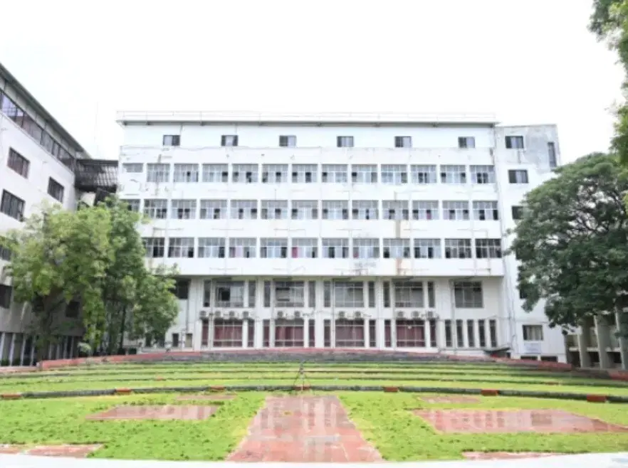 Sanjivani University Powered by Emversity College photo 16