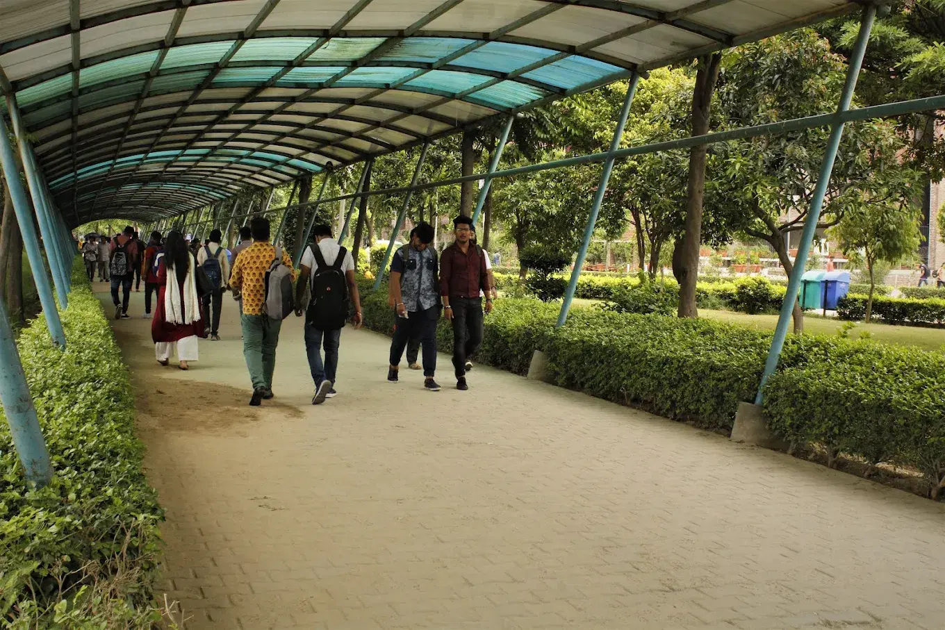 LPU Powered by Emversity College photo 13