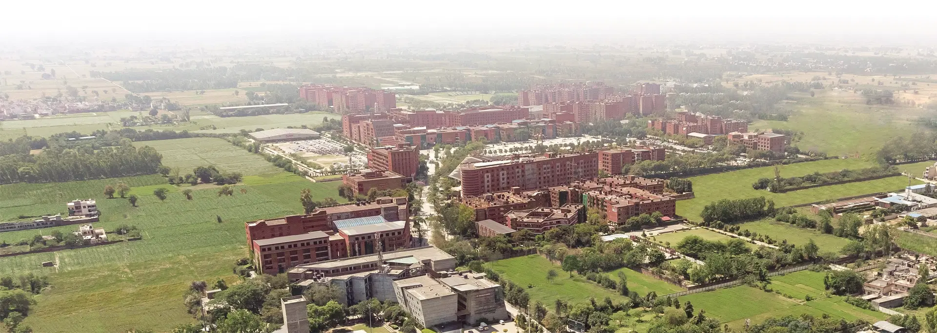 LPU Powered by Emversity College photo 17