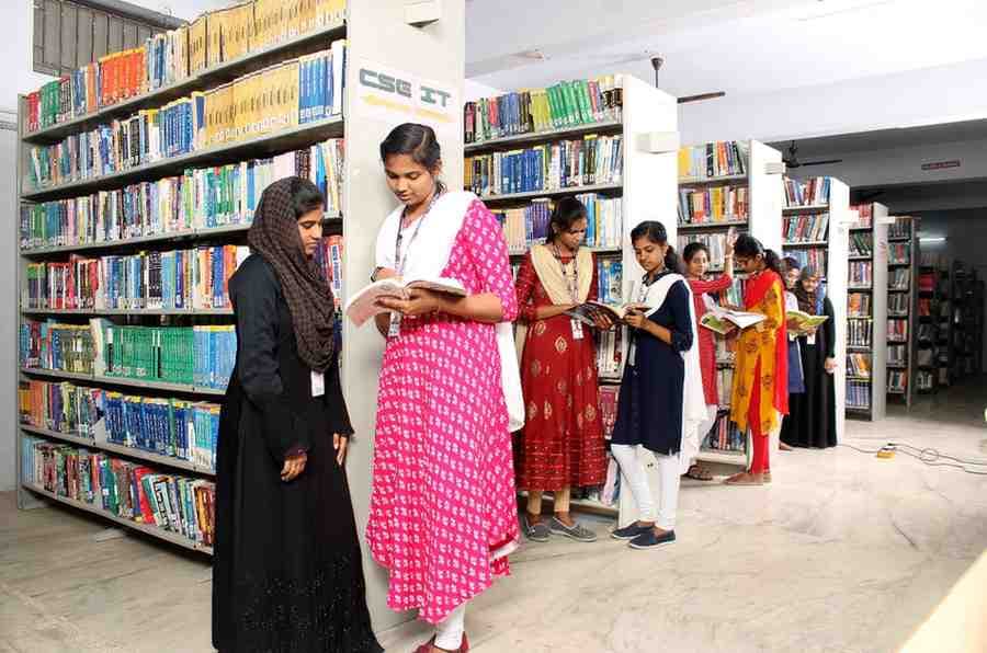 M.A.M. College of Engineering and Technology Tiruchirappalli Library Environment photo 4