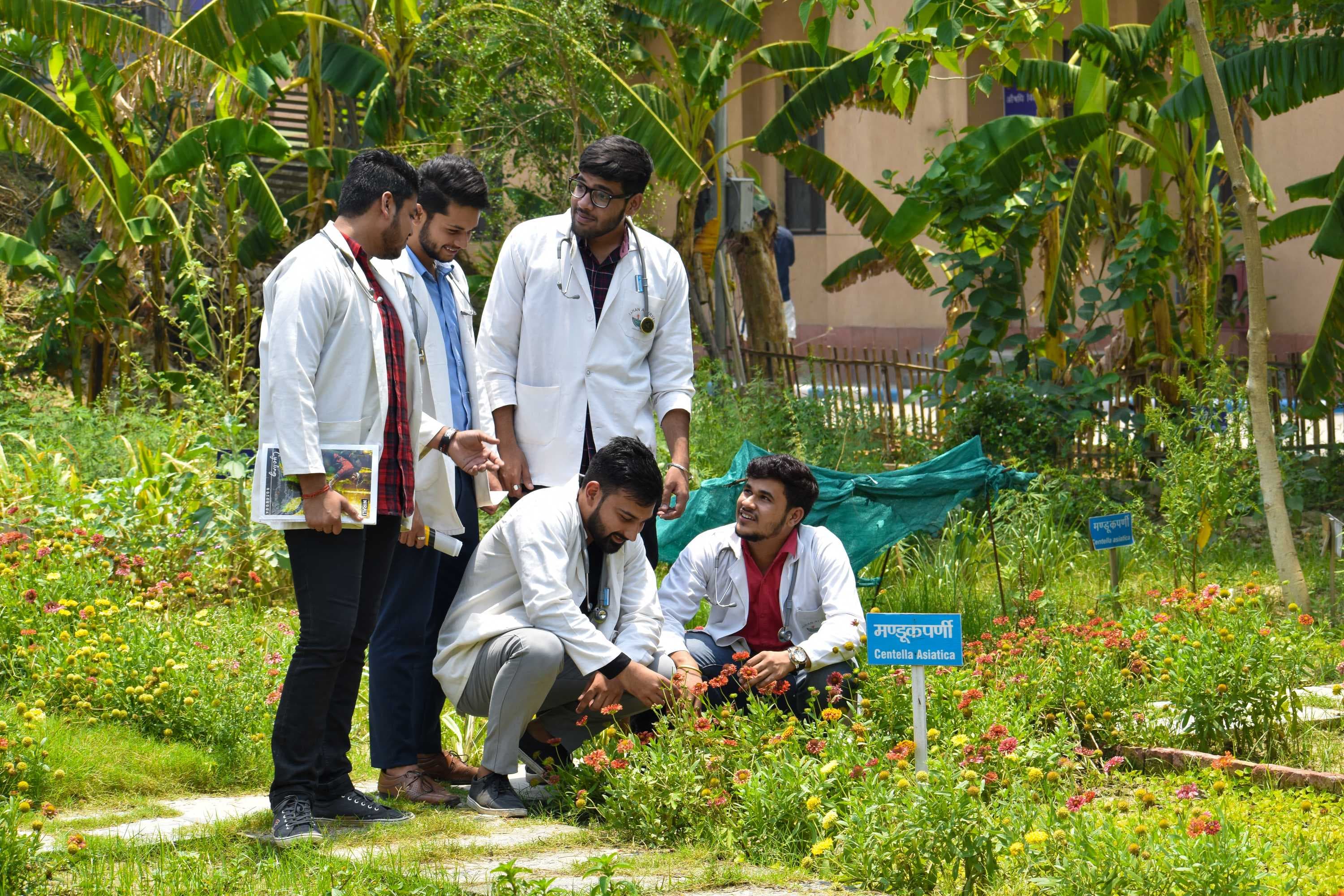 Ishan Institute of Pharmacy Greater Noida Student life and Achievements photo 10