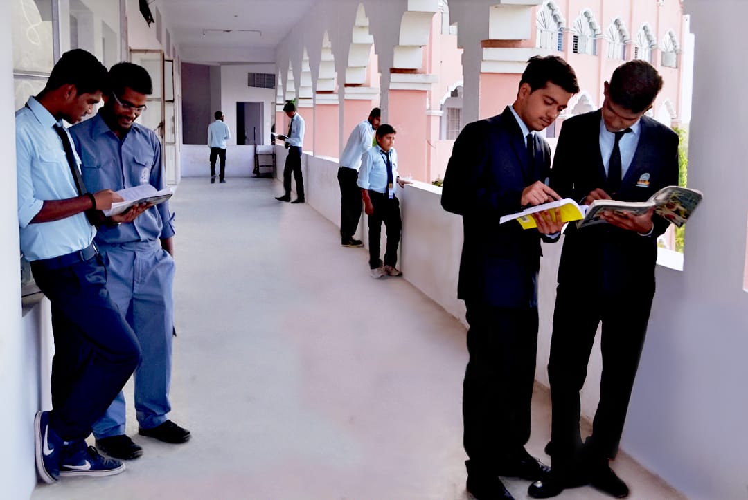 Institute of Aeronautics and Engineering Bhopal Classroom photo 8