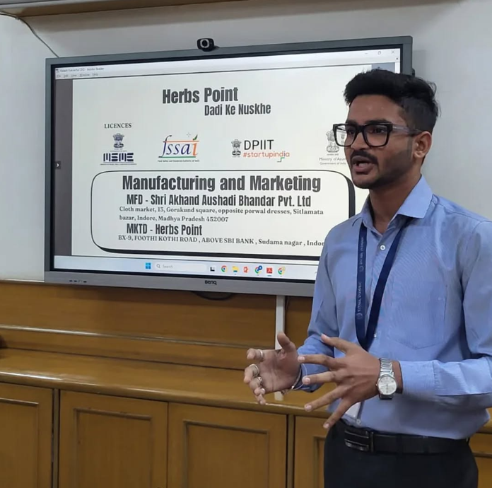Shri Vaishnav Institute of Management & Science Indore Extra Curriculum Activity photo 19
