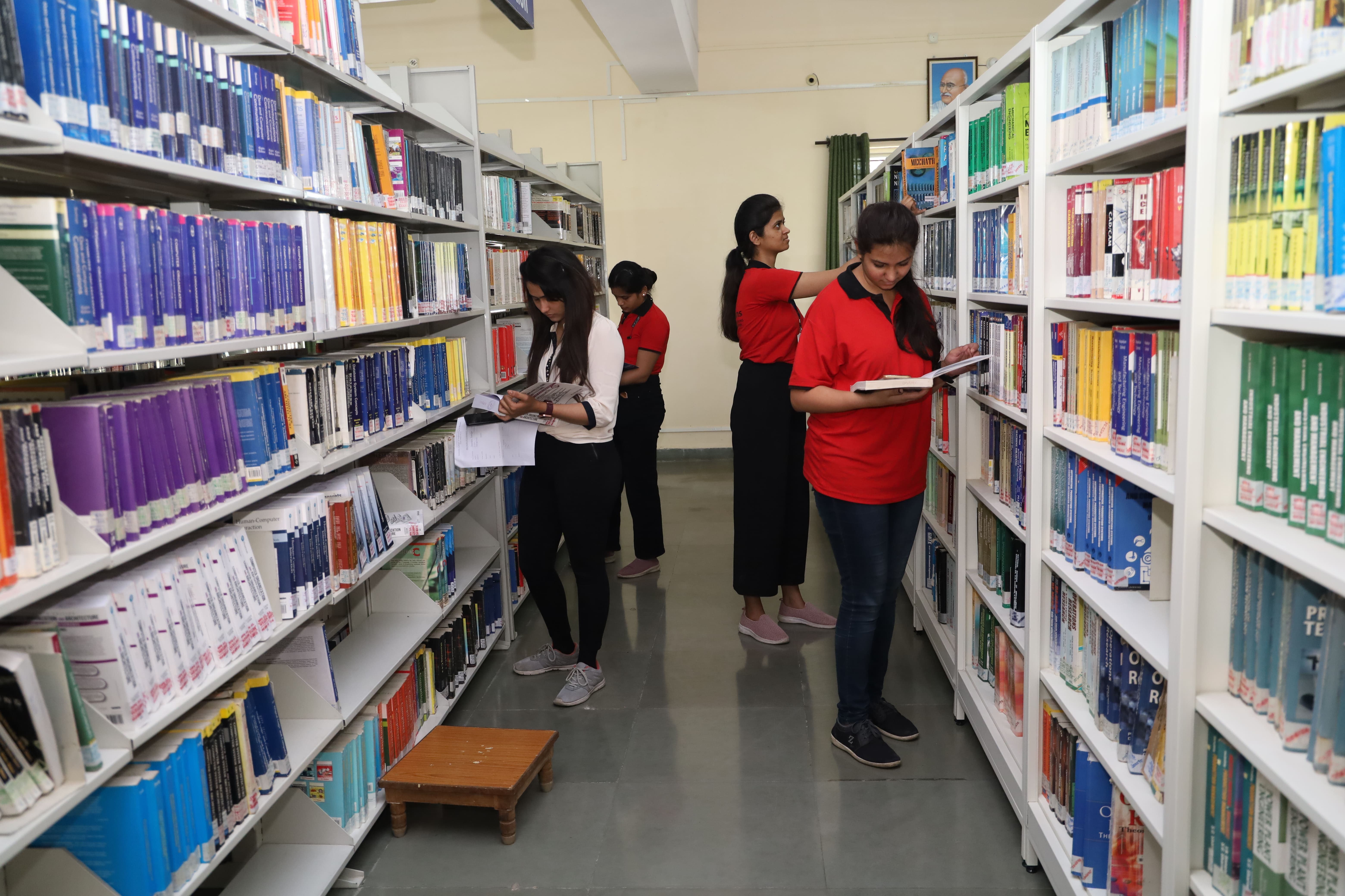 Cummins College Of Engineering For Women Nagpur Library photo 13
