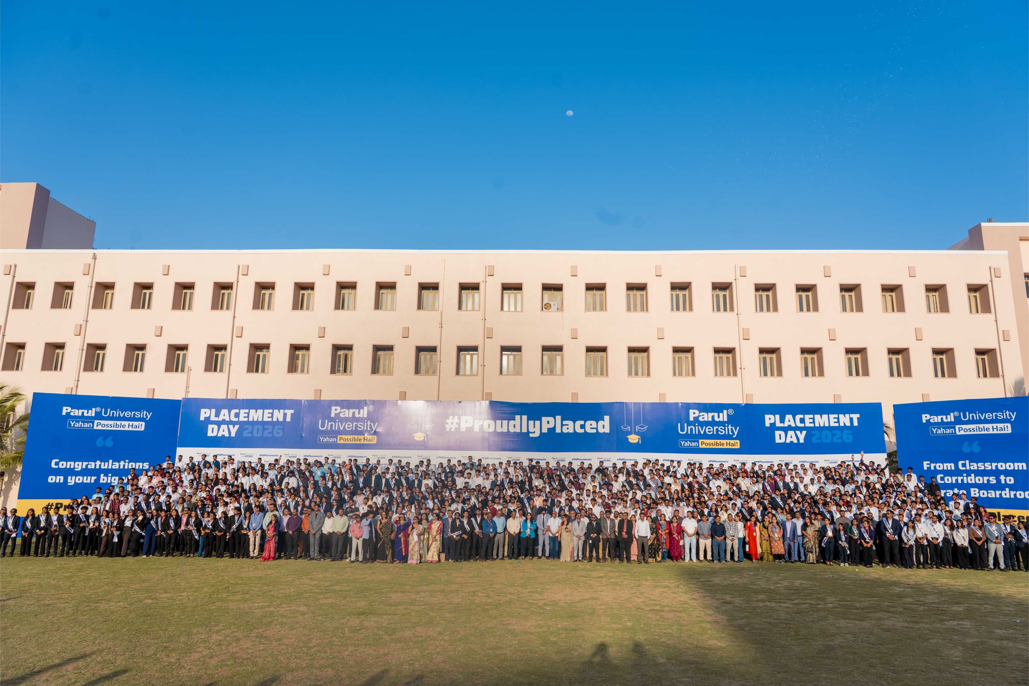 Parul University  food courts and chill zones photo 23