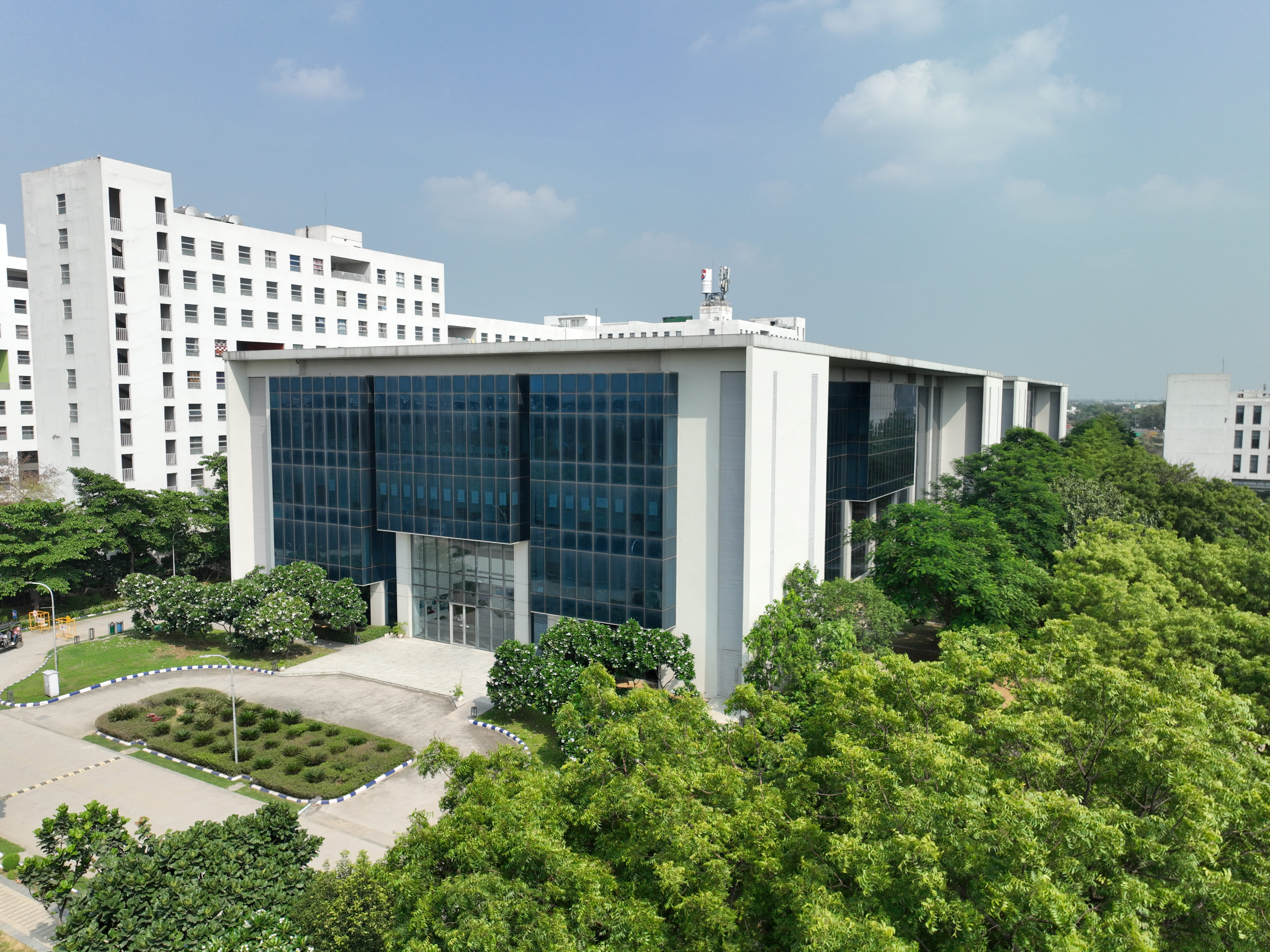 Bennett Online Infrastructure photo 2