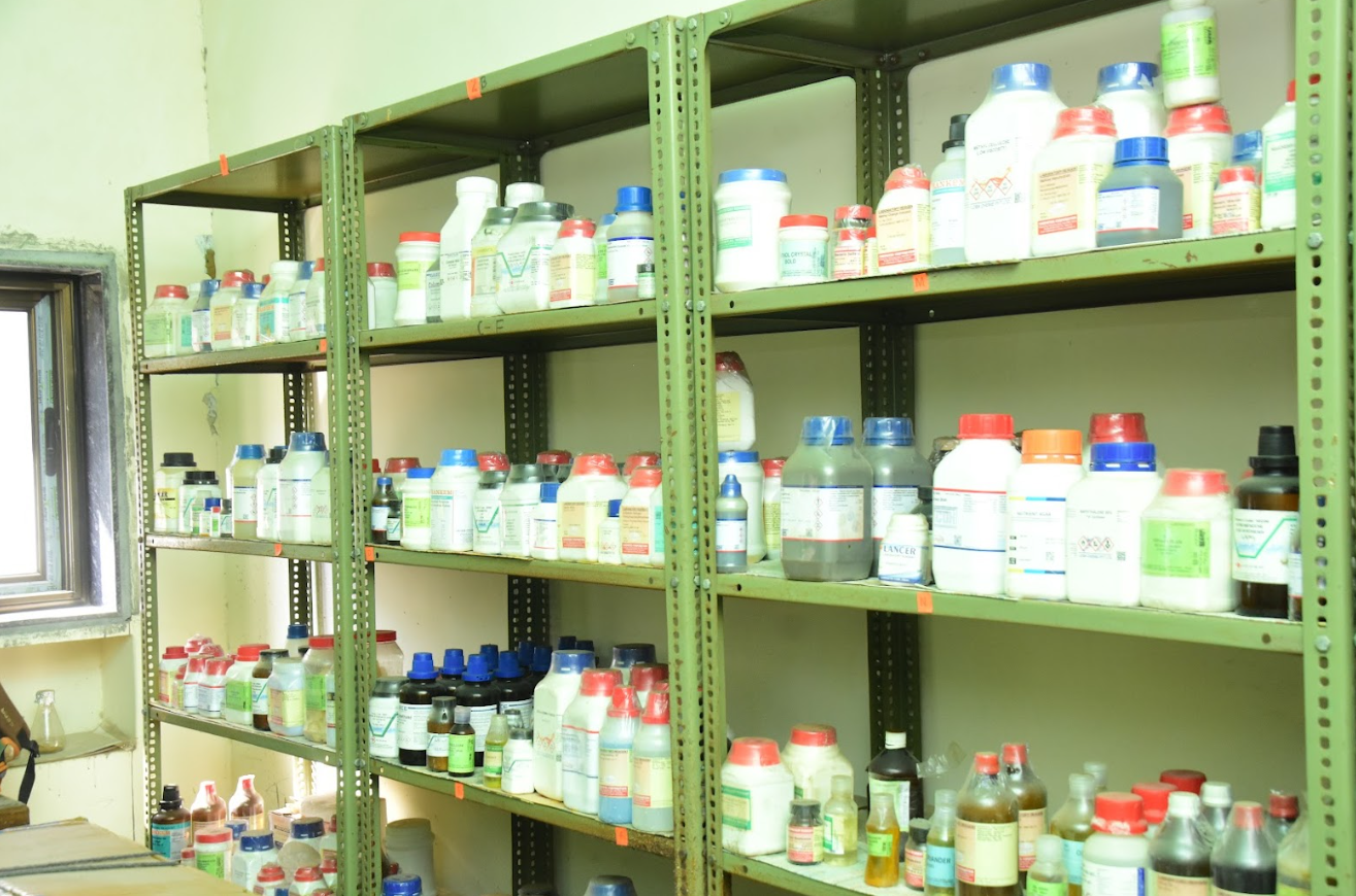 Biyani Institute of Pharmaceutical Sciences Jaipur Science Lab photo 2