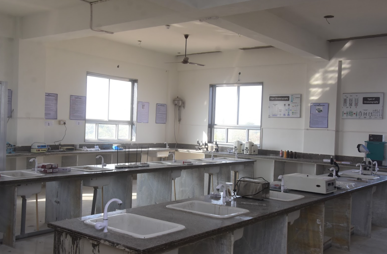 Biyani Institute of Pharmaceutical Sciences Jaipur Pharmacy Lab photo 19