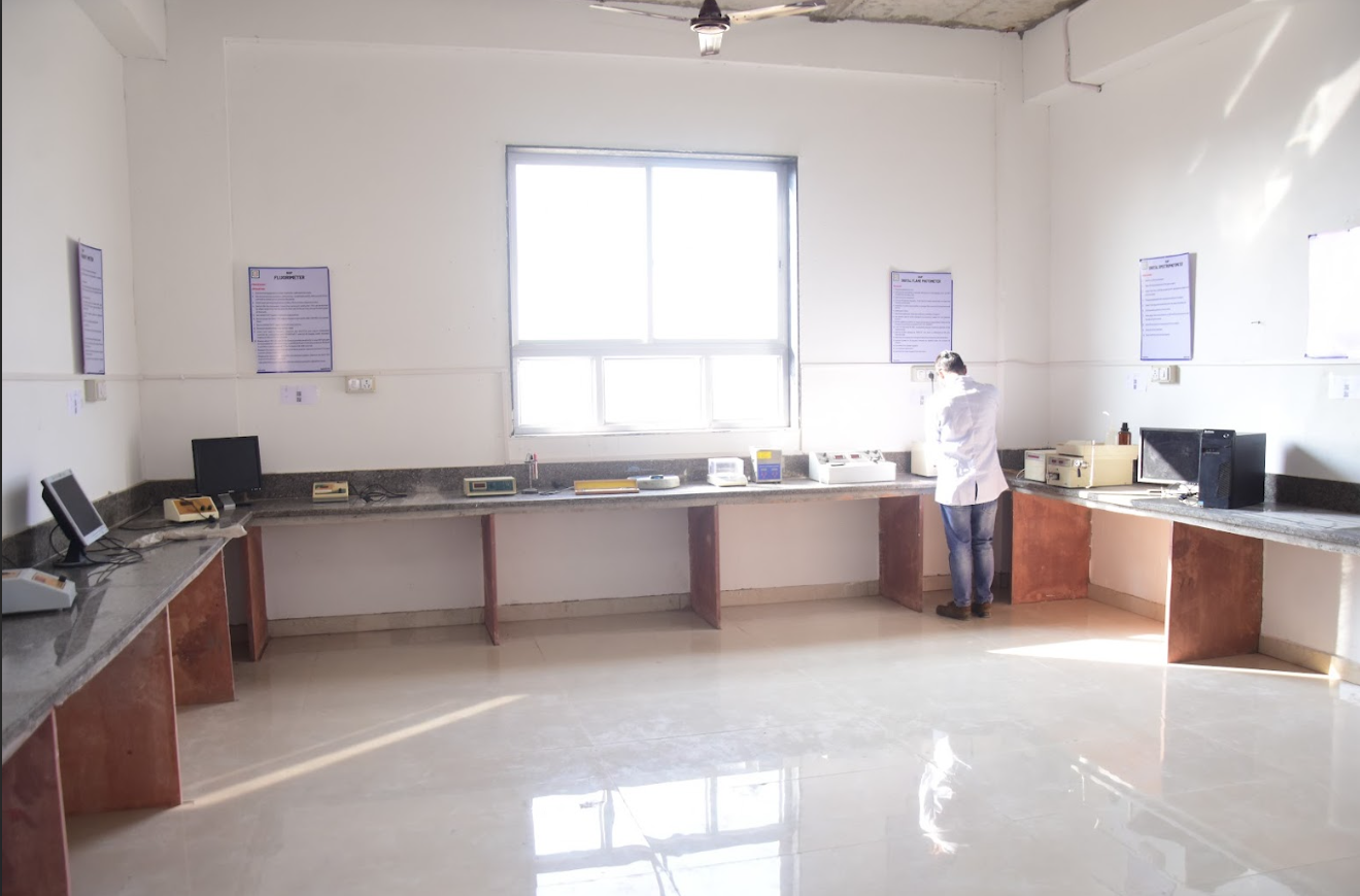 Biyani Institute of Pharmaceutical Sciences Jaipur Pharmacy Lab photo 20