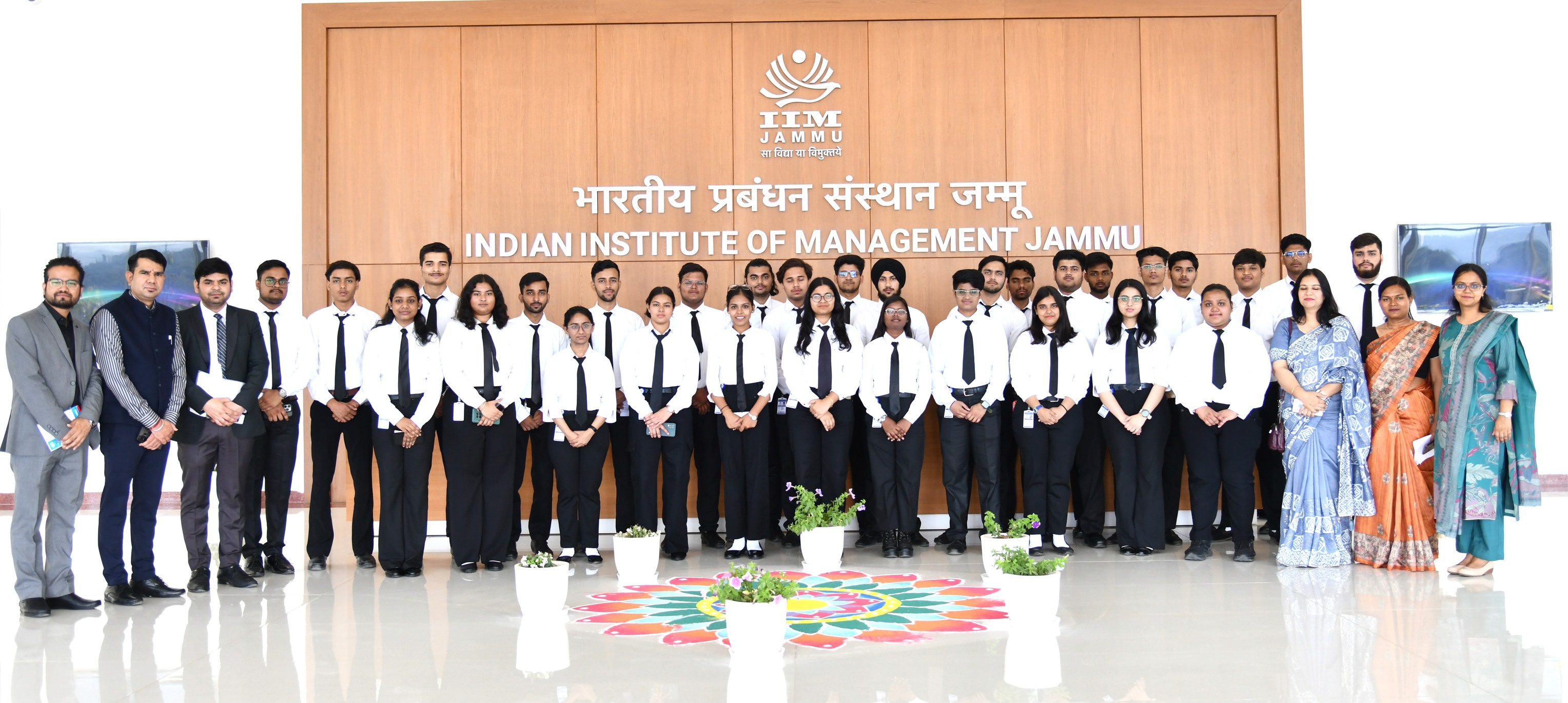 ITS Ghaziabad Visit to IIM Jammu photo 6