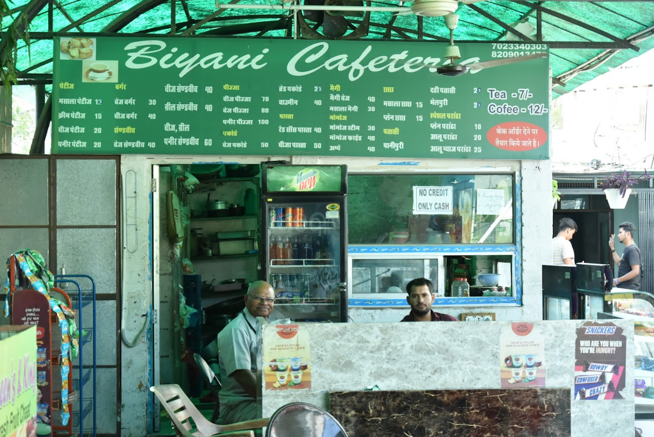 Biyani Girls College Jaipur Canteen photo 18