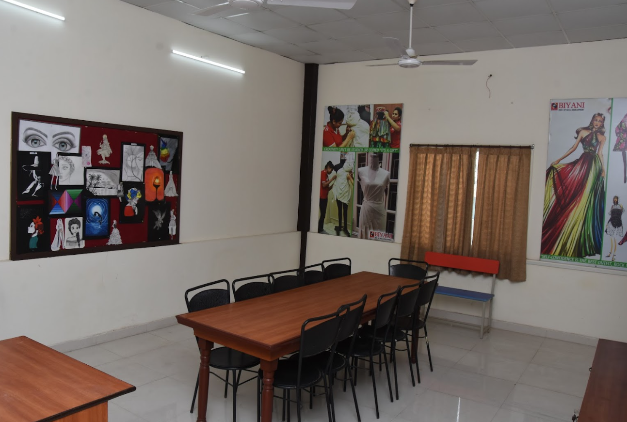 Biyani Girls College Jaipur Fashion Arts/Design photo 16