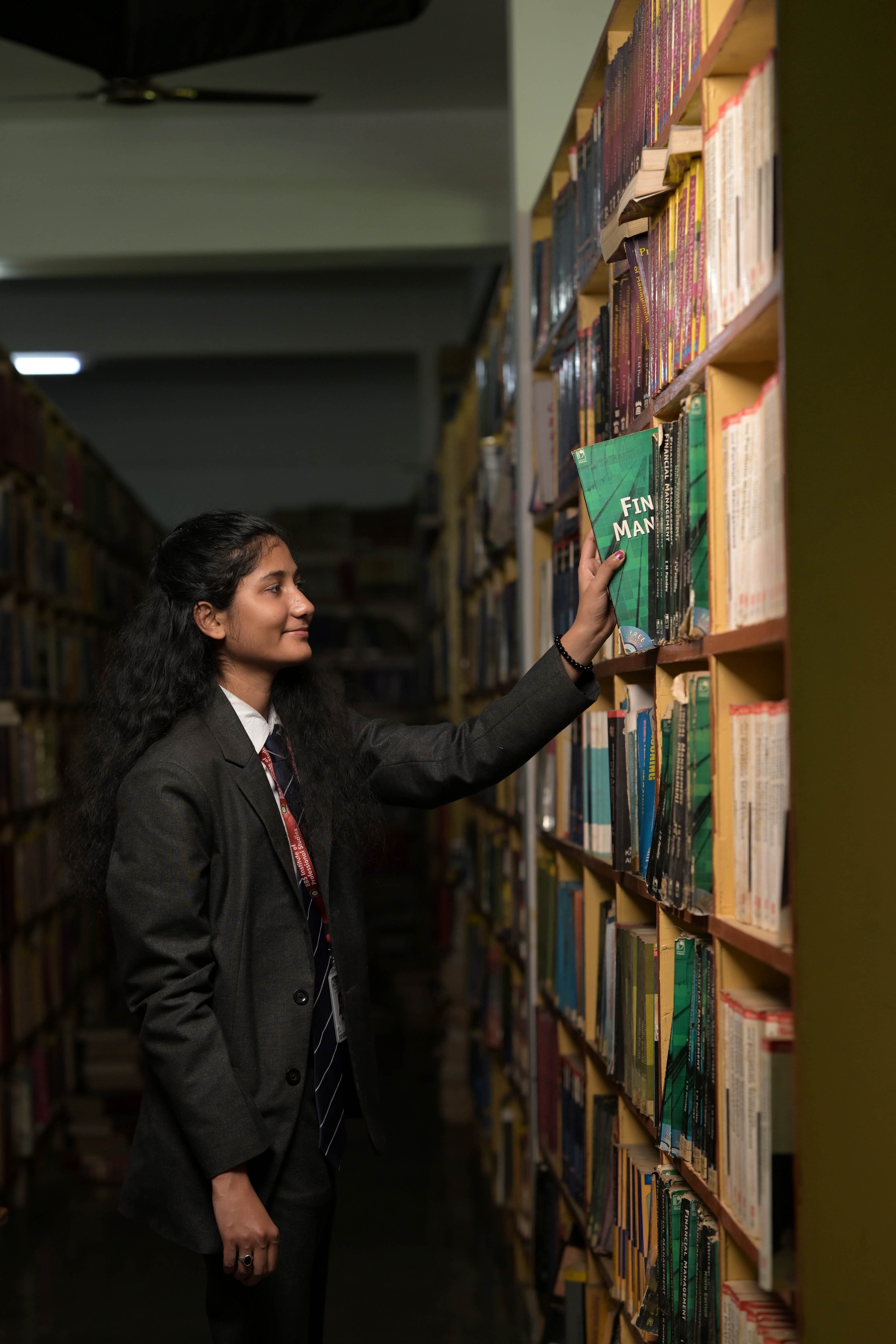 BBS College of Engineering and Technology Allahabad Library photo 2
