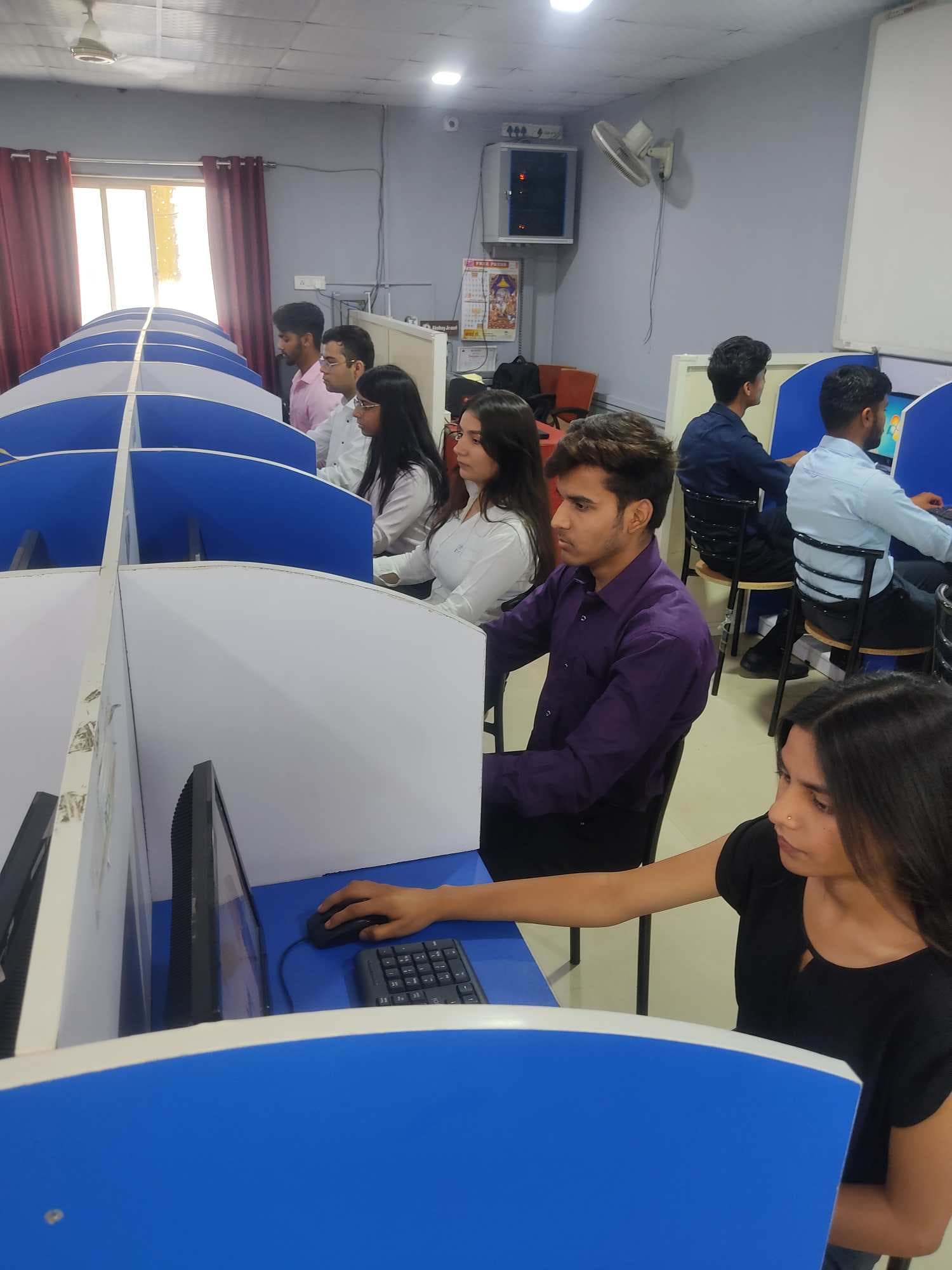 Vishisht School of Management Indore Campus photo 4
