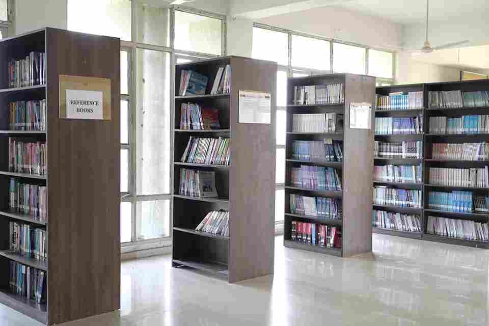 ITM SLS Baroda University, Vadodara Library photo 3