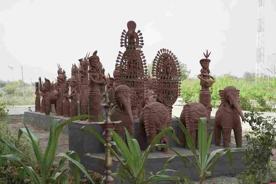 ITM SLS Baroda University, Vadodara Sculpture art photo 7