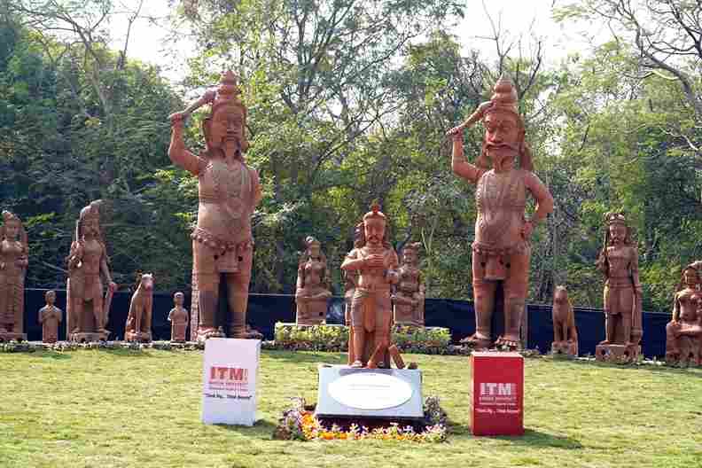 ITM SLS Baroda University, Vadodara Sculpture art photo 3