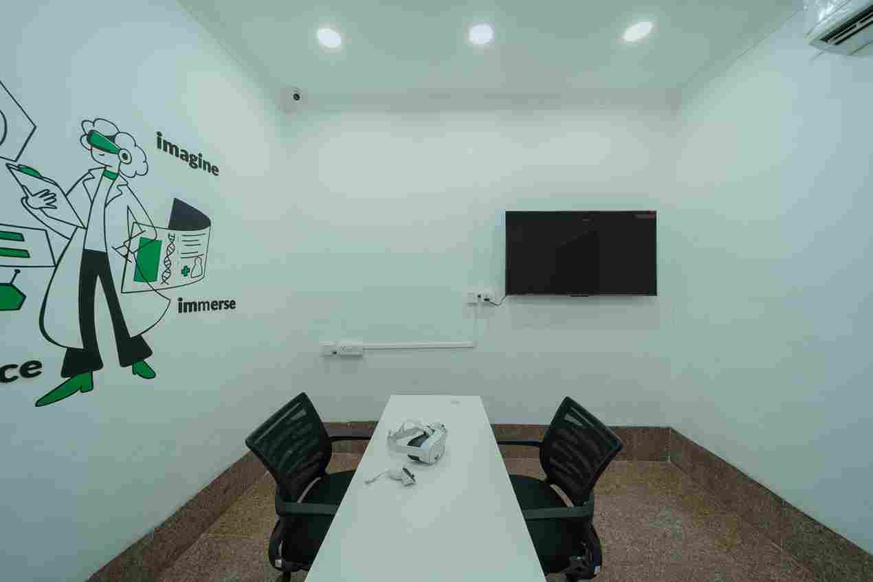 Emversity School of Hospitality & Allied Health Sciences, Mumbai Bombay Office Space photo 6