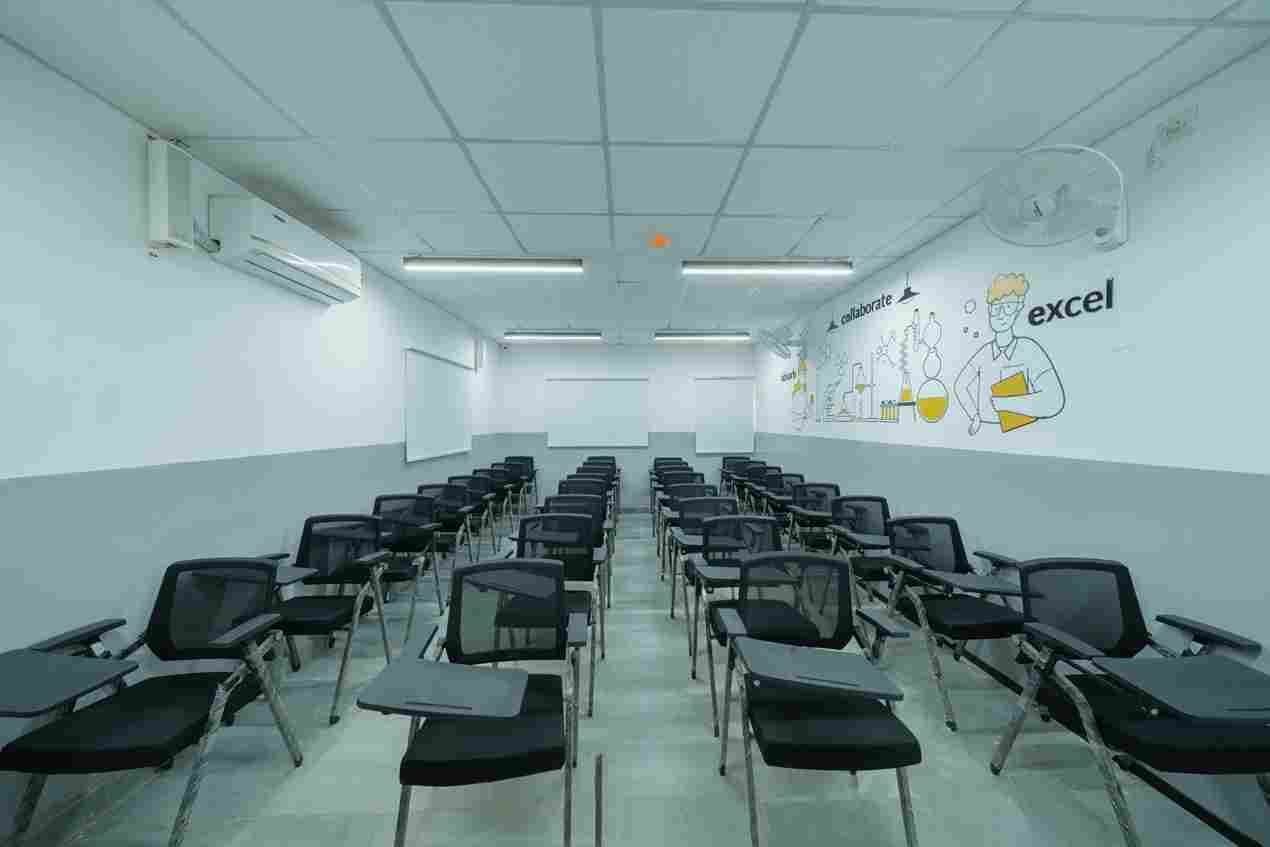 Emversity School of Hospitality & Allied Health Sciences, Mumbai Bombay Office Space photo 12