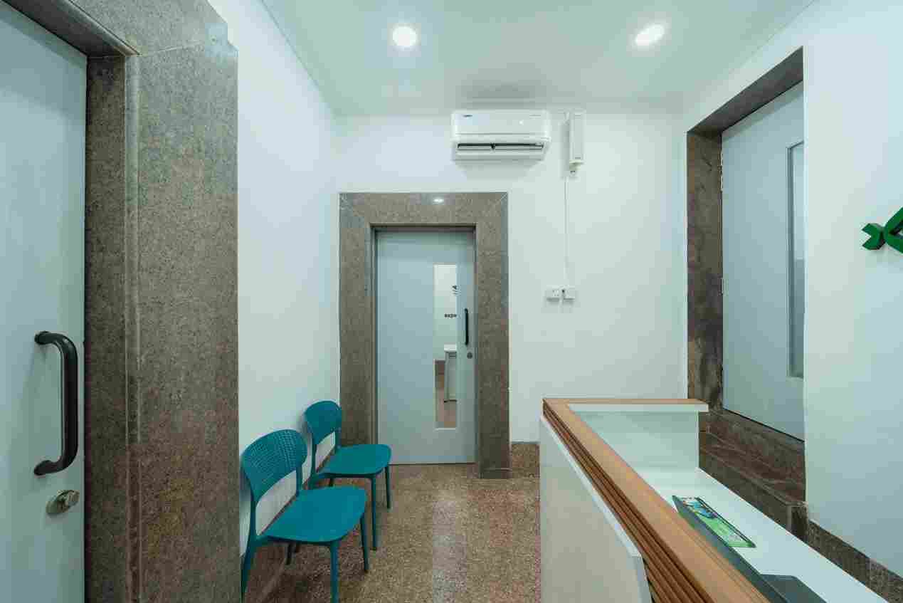 Emversity School of Hospitality & Allied Health Sciences, Mumbai Bombay Office Space photo 42