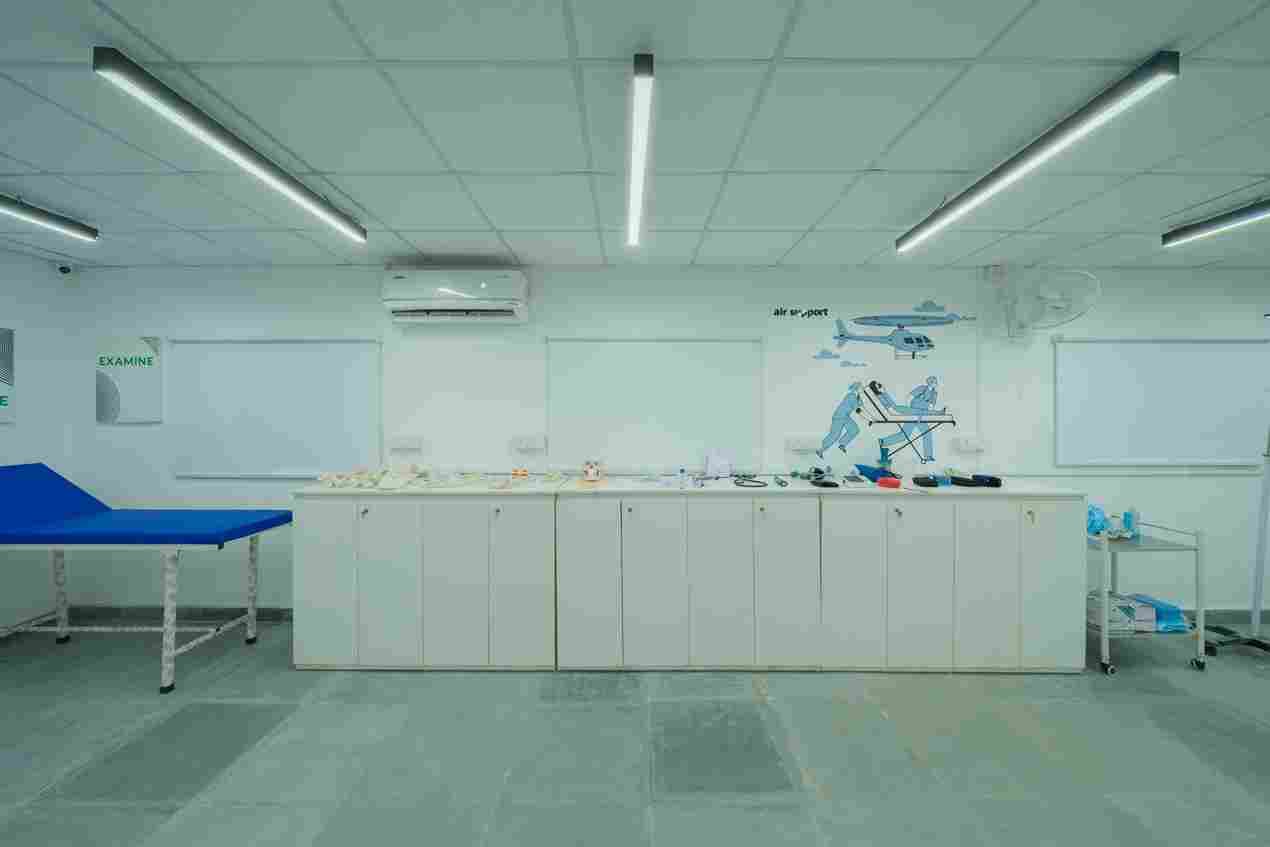 Emversity School of Hospitality & Allied Health Sciences, Mumbai Bombay Office Space photo 33