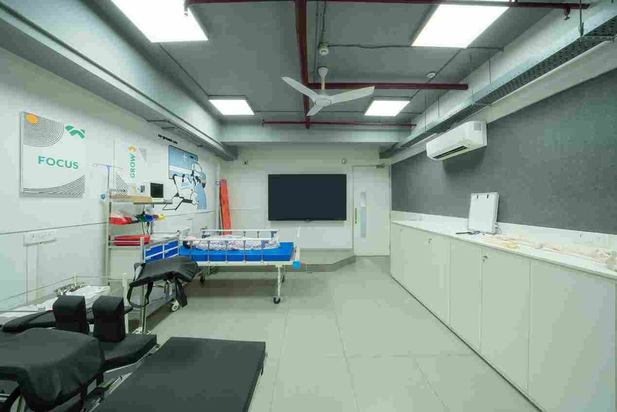 Emversity School of Hospitality & Allied Health Sciences, Srinagar Srinagar office Space photo 27