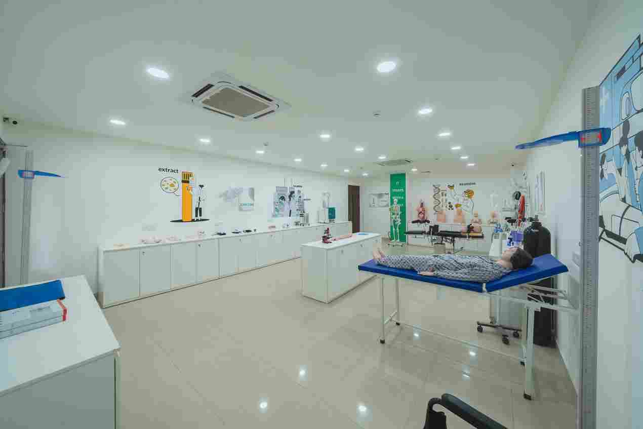 Emversity School of Hospitality & Allied Health Sciences, Lucknow Lucknow Office Space photo 28