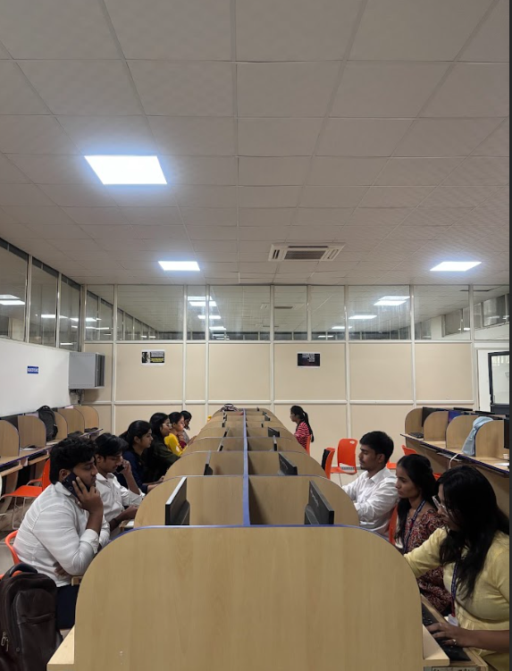 Alard University Powered by Emversity College Images photo 13