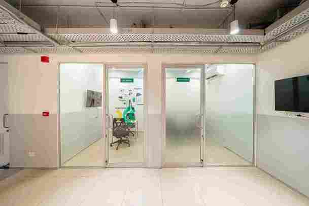 Emversity School of Hospitality & Allied Health Sciences, Indore Indore Office Space photo 7