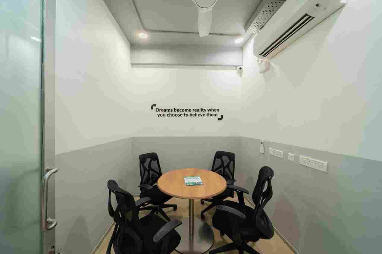 Emversity School of Hospitality & Allied Health Sciences, Indore Indore Office Space photo 9