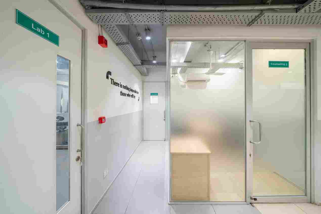 Emversity School of Hospitality & Allied Health Sciences, Indore Indore Office Space photo 19