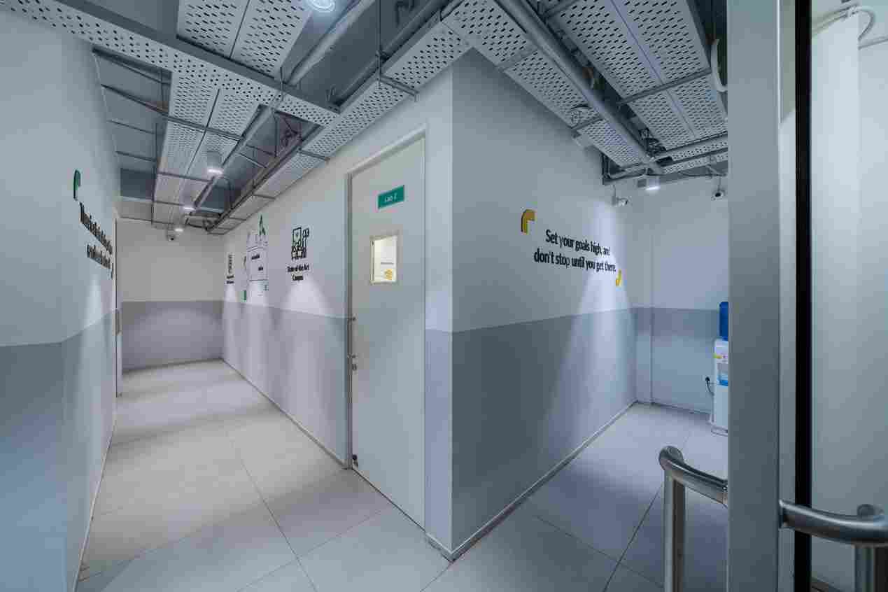 Emversity School of Hospitality & Allied Health Sciences, Indore Indore Office Space photo 32