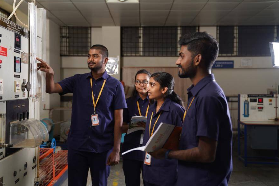 REVA University Bangalore Classrooms and Laboratory photo 4
