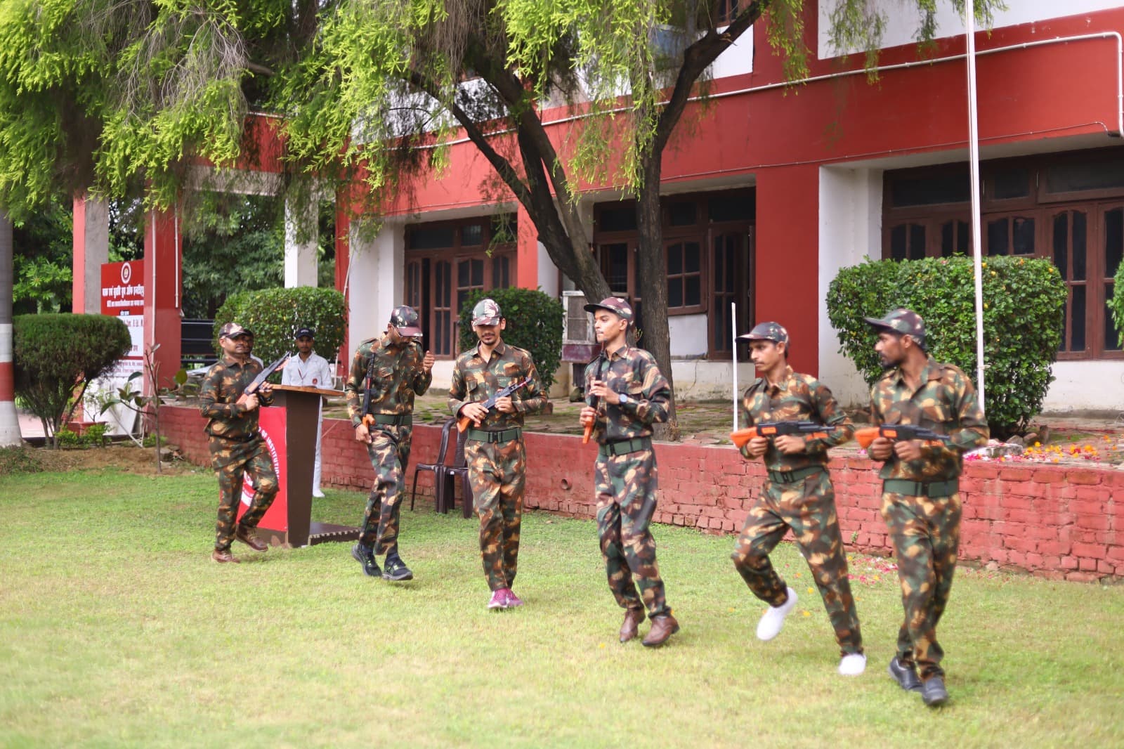 Charak and Suruchi Group Of Institutions Lucknow Activities photo 13