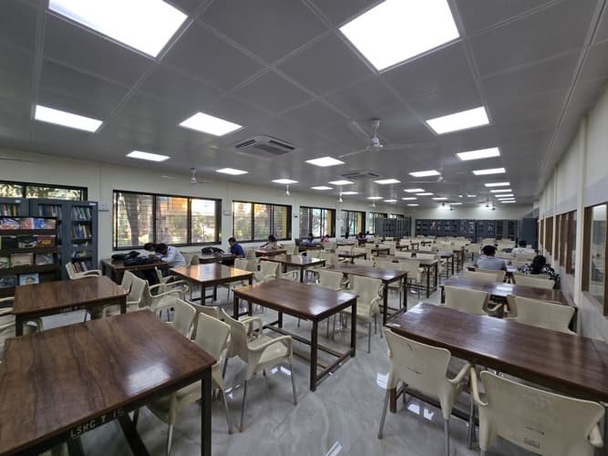 L.S. Raheja College of Arts and Commerce Mumbai Infrastructure photo 3