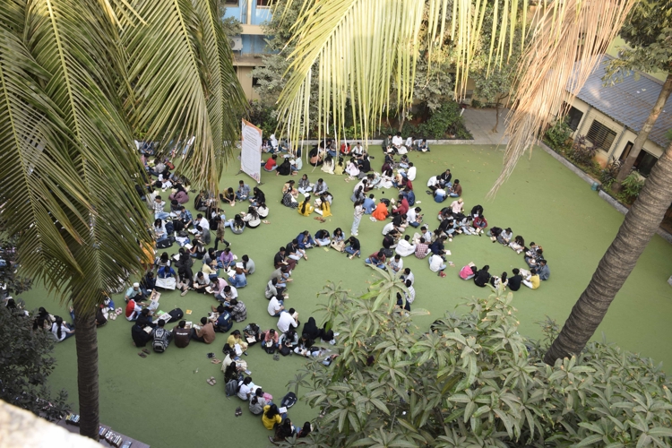 L.S. Raheja College of Arts and Commerce Mumbai Infrastructure photo 1