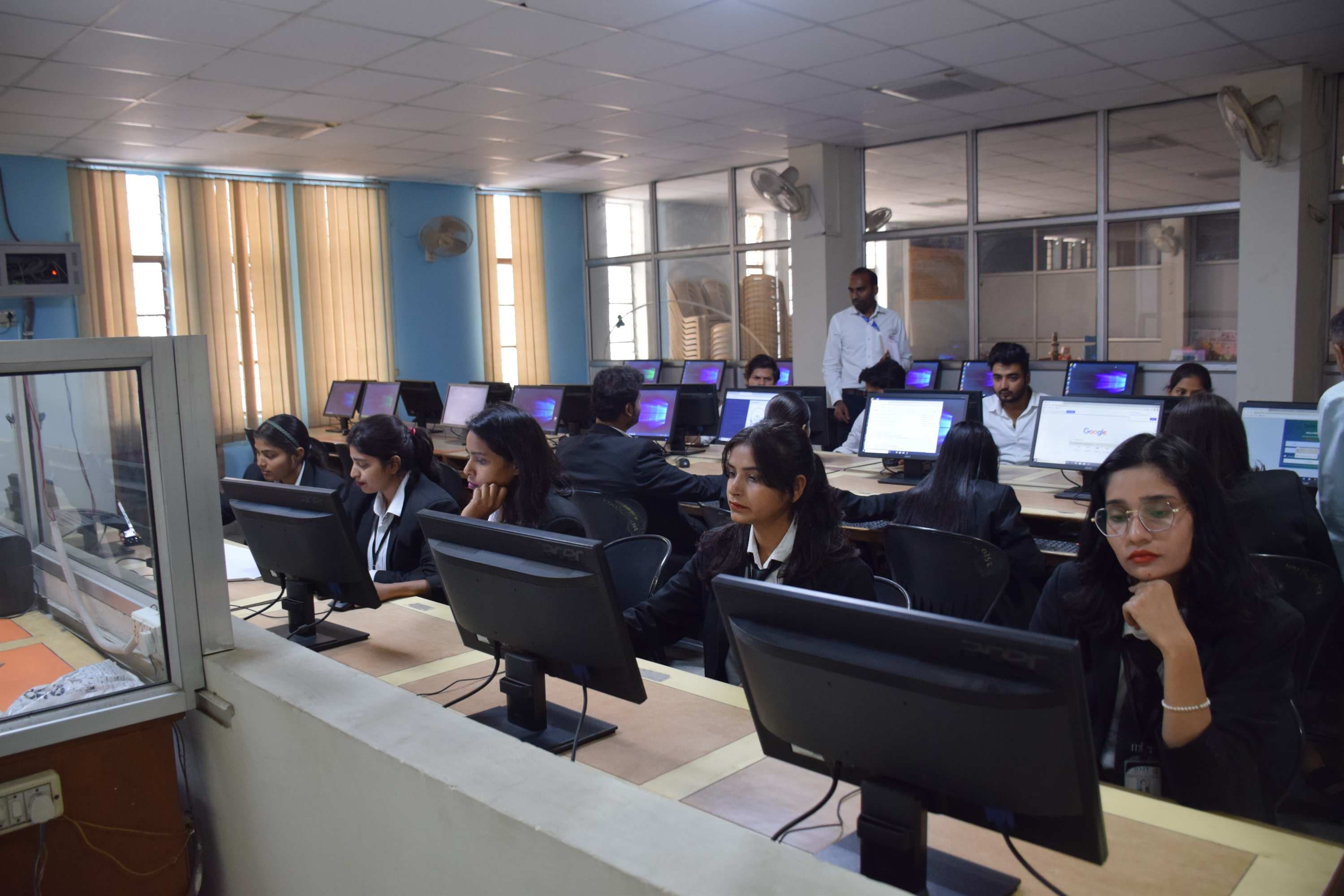 IIMT Greater Noida IIMT Campus photo 6
