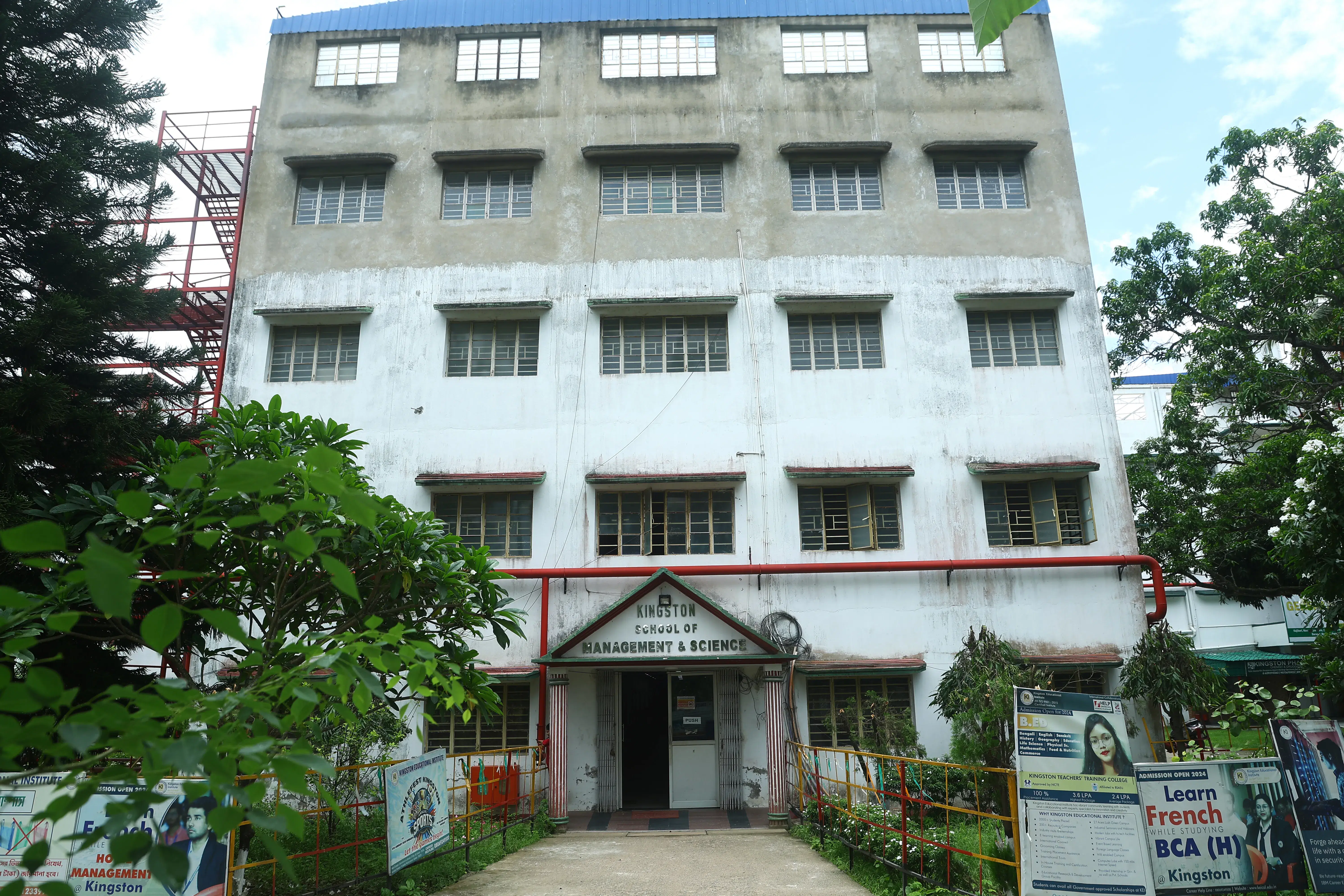 Kingston Educational Institute Kolkata Academic Building photo 27