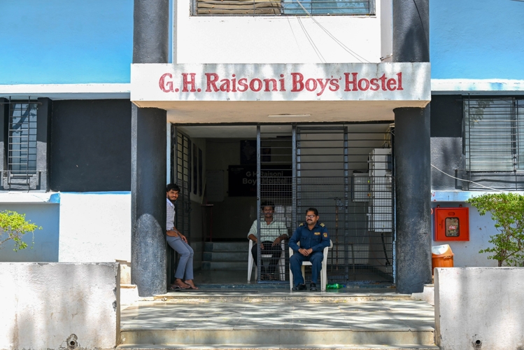 G H Raisoni College of Engineering and Management Jalgaon Hostel photo 12