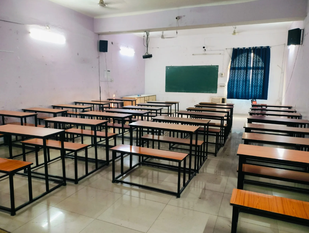 Jharsuguda Pharmacy College Classroom & Laboratory photo 2