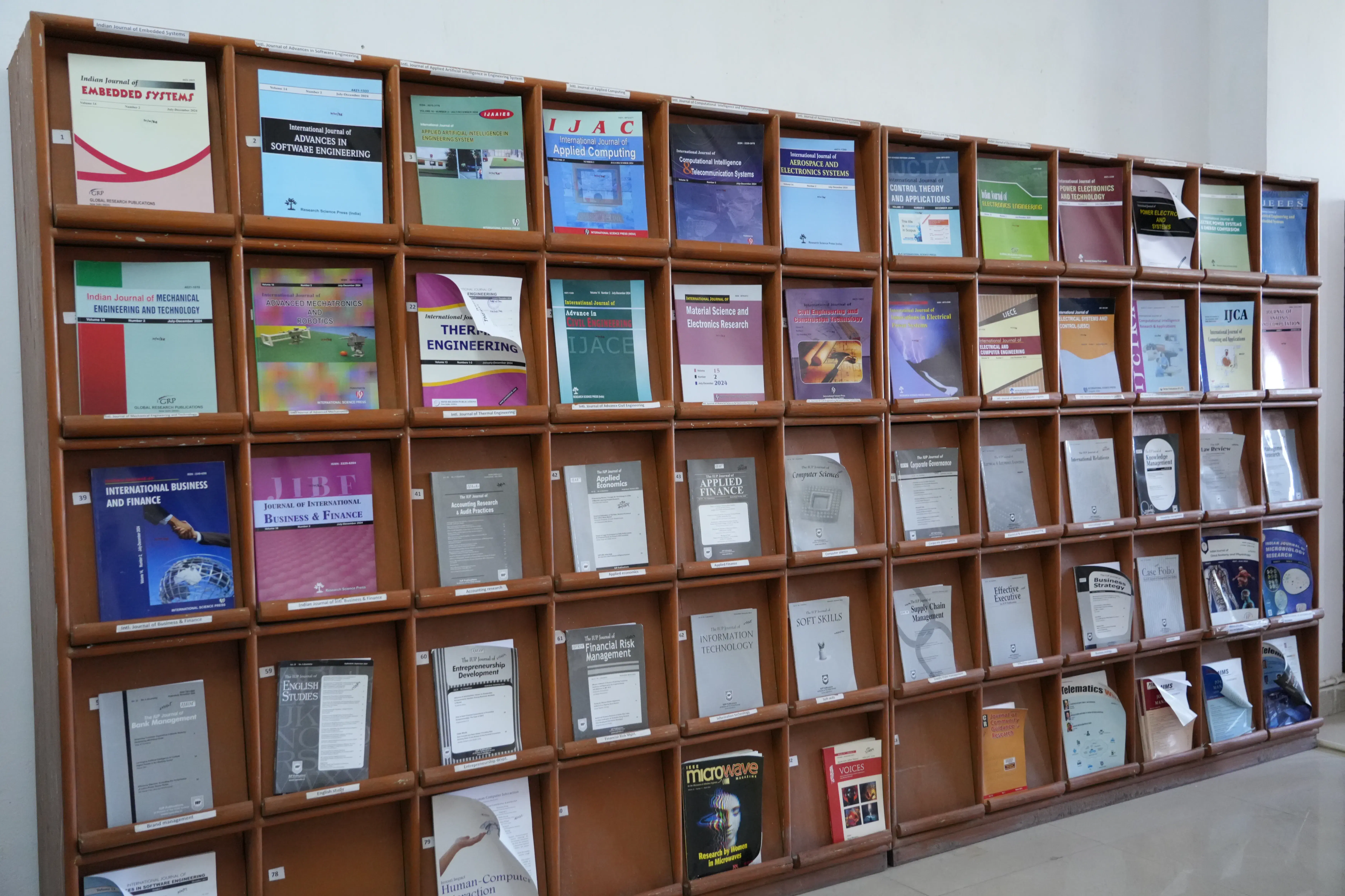 UEM Jaipur Library photo 10