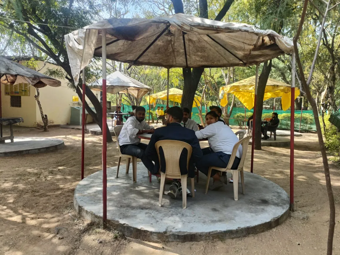 UEM Jaipur Cafeteria photo 11
